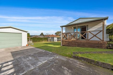 Photo of property in 14 Inverness Road, Western Heights, Rotorua, 3015