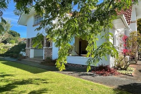Photo of property in 84 Parkes Avenue, Saint Johns Hill, Whanganui, 4501