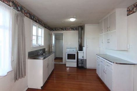 Photo of property in 2 Farquhars Road, Redwood, Christchurch, 8051