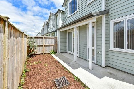 Photo of property in 12 Saddleback Crescent, Papakura, 2110