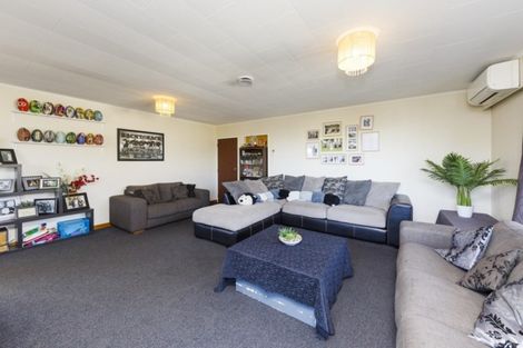 Photo of property in 16 Browning Place, Roslyn, Palmerston North, 4414