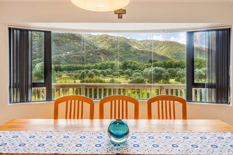 Photo of property in 1276 Coast Road, Wainuiomata Coast, Lower Hutt, 5373