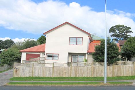 Photo of property in 2/11 Aspiring Avenue, Clover Park, Auckland, 2019