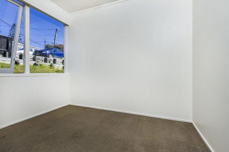 Photo of property in 1/91 Verran Road, Birkenhead, Auckland, 0626