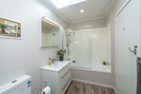 Photo of property in 4 Madden Place, Solway, Masterton, 5810