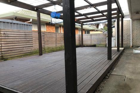 Photo of property in 3/6 Clevedon Road, Papakura, 2110