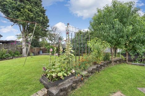 Photo of property in 3 Tokay Place, Huapai, Kumeu, 0810