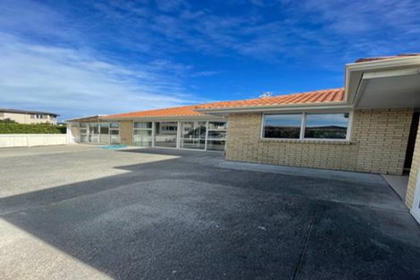 Photo of property in 25 Ambassador Glade, Orewa, 0931