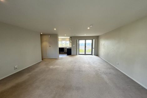 Photo of property in The Rise, 8/11 Hatfield Place, Albany Heights, Auckland, 0632