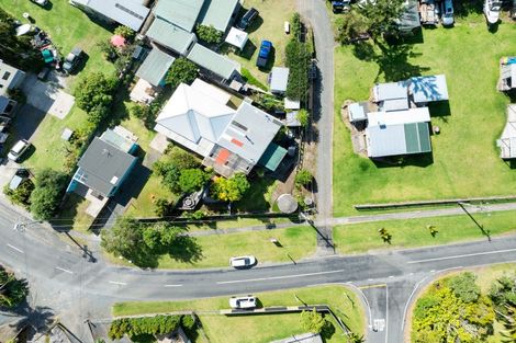 Photo of property in 132 Oakura Road, Oakura, Hikurangi, 0184