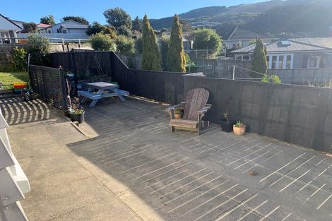 Photo of property in 63 Ranui Terrace, Tawa, Wellington, 5028