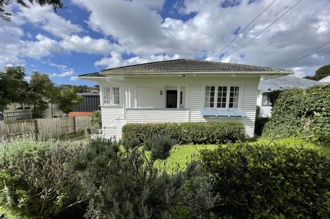 Photo of property in 9 Akarana Avenue, Mount Roskill, Auckland, 1041