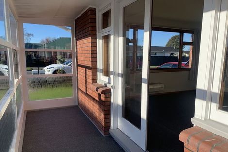 Photo of property in 1/2 Dulles Place, Papanui, Christchurch, 8053