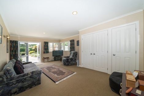 Photo of property in 297 Oroua Road, Kairanga, Palmerston North, 4475