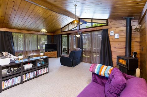 Photo of property in 99 Gibbons Street, Ebdentown, Upper Hutt, 5018