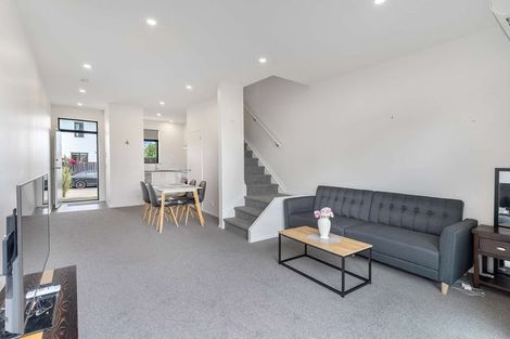 Photo of property in 21 Alliance Lane, Papakura, 2110