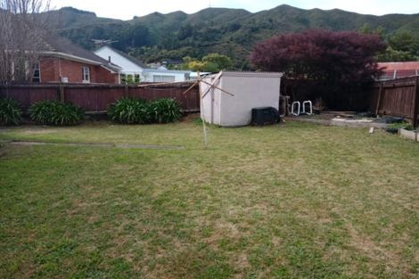 Photo of property in 29 Newcombe Street, Naenae, Lower Hutt, 5011