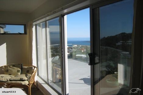 Photo of property in 28 Lerwick Terrace, Melrose, Wellington, 6023