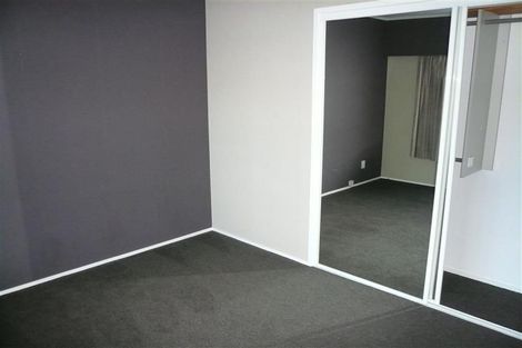 Photo of property in 1/66 Becroft Drive, Forrest Hill, Auckland, 0620