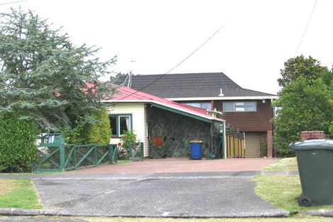 Photo of property in 2/23 Firth Road, Torbay, Auckland, 0630