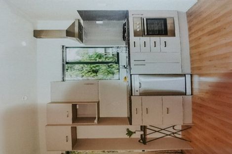 Photo of property in 2/25 Ludlow Terrace, Totara Vale, Auckland, 0627