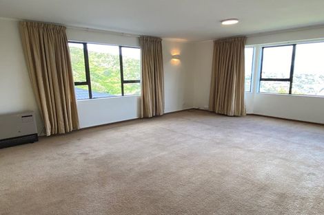 Photo of property in 18 Satara Crescent, Khandallah, Wellington, 6035