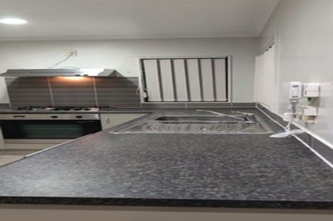 Photo of property in 16 Carrick Glen Avenue, Flat Bush, Auckland, 2019