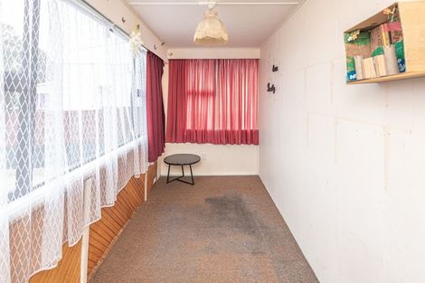 Photo of property in 29 Ruapehu Street, Castlecliff, Whanganui, 4501