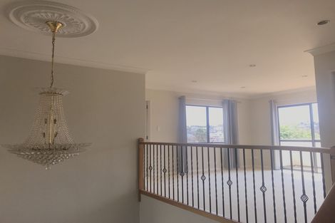 Photo of property in 132 Hugh Green Drive, Pinehill, Auckland, 0632