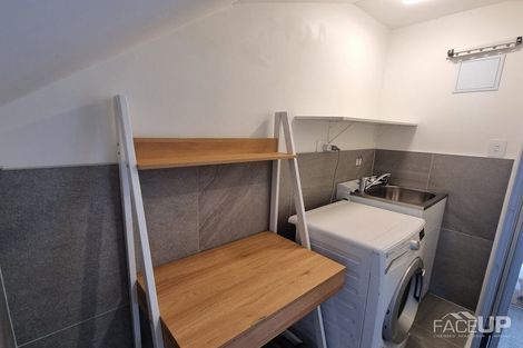 Photo of property in 32/1 Scott Road, Hobsonville, Auckland, 0616