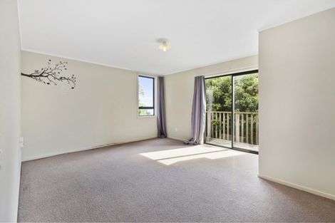 Photo of property in 37 Pikarere Street, Titahi Bay, Porirua, 5022