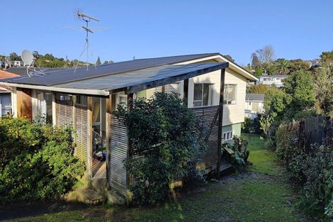 Photo of property in 27 Cheval Drive, Totara Vale, Auckland, 0629