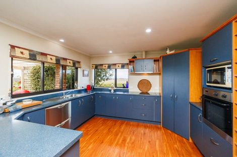 Photo of property in 91 Kimber Street, Halcombe, Feilding, 4779