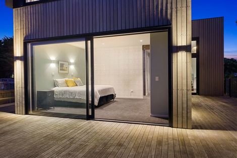 Photo of property in 7 Tutere Street, Waikanae Beach, Waikanae, 5036