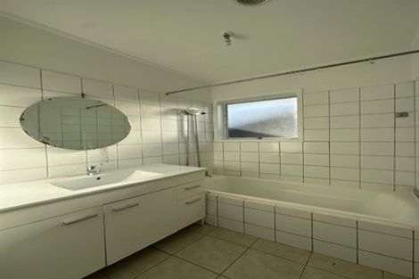 Photo of property in 3/2 Ihaka Place, Papatoetoe, Auckland, 2104