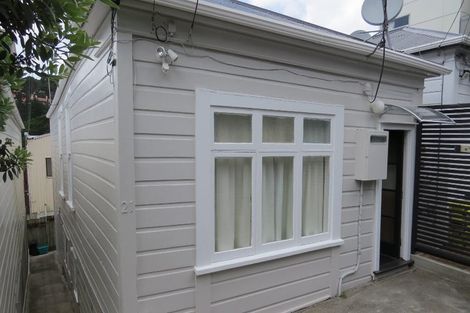 Photo of property in 21 Hanson Street, Mount Cook, Wellington, 6021