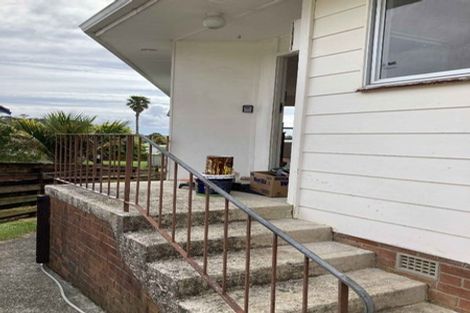 Photo of property in 111 Farquhar Road, Glendene, Auckland, 0602