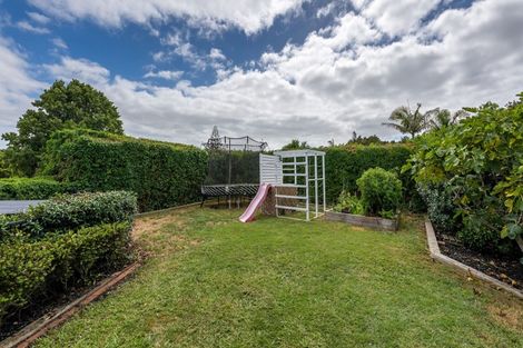 Photo of property in 38 Lynmore Drive, Hillpark, Auckland, 2102
