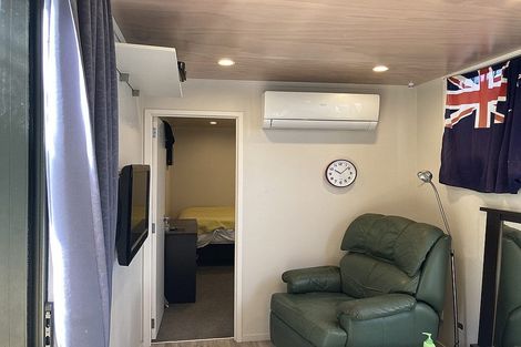 Photo of property in 44 Oberon Street, Stratford, 4332