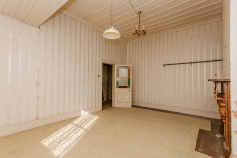 Photo of property in 9 Rawhiti Street, Dannevirke, 4930