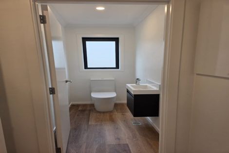 Photo of property in 3 Joseph Bolton Crescent, Wallaceville, Upper Hutt, 5018