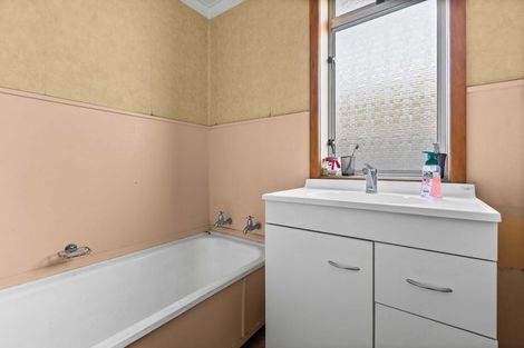 Photo of property in 812 Lyell Street, Akina, Hastings, 4122