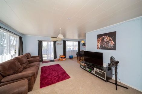 Photo of property in 10a Galt Street, Hawera, 4610