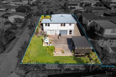 Photo of property in 31 Bodi Place, Te Atatu South, Auckland, 0610