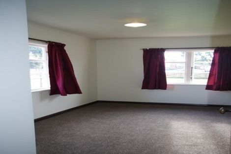 Photo of property in 86 Avondale Road, Avondale, Christchurch, 8061