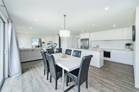 Photo of property in 16 Hobbs Street, Hororata, 7572