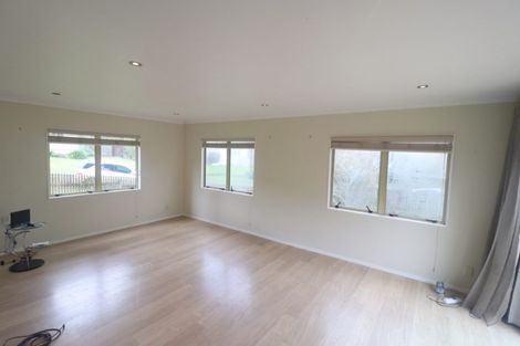 Photo of property in 8 Bushlands Park Drive, Albany, Auckland, 0632