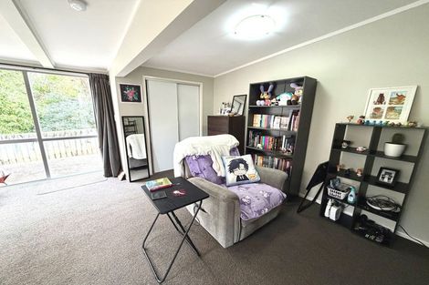 Photo of property in 21 Kamara Road, Glen Eden, Auckland, 0602