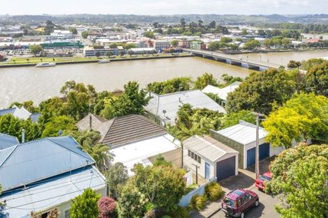 Photo of property in 64 Hipango Terrace, Durie Hill, Whanganui, 4500