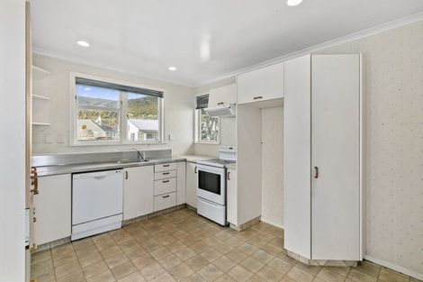 Photo of property in 2/352 Oxford Terrace, Avalon, Lower Hutt, 5011